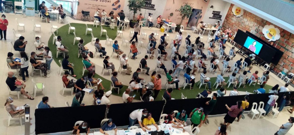 Vaccination-Drive-at-Vista-Mall-Dasmarinas-1600x800